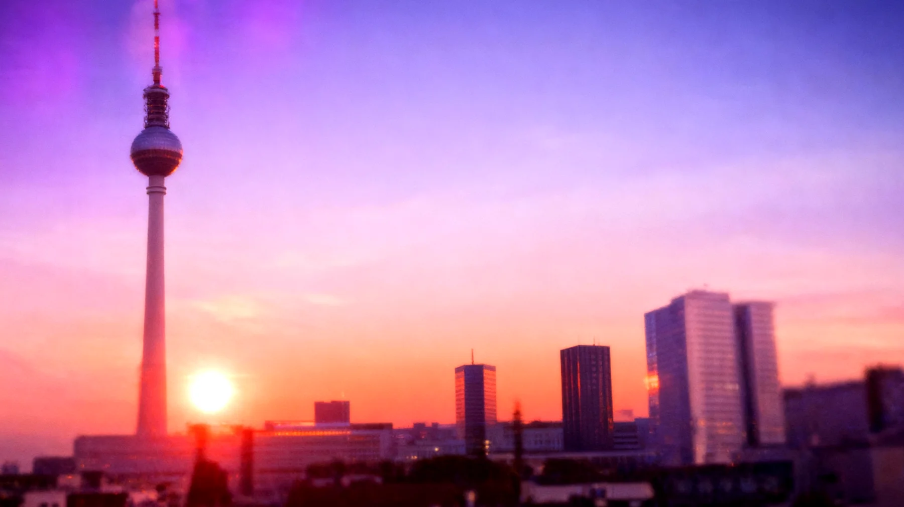 Gute Zeiten, schlechte Zeiten (GZSZ)2025-12-28T16:33:43.449Z"